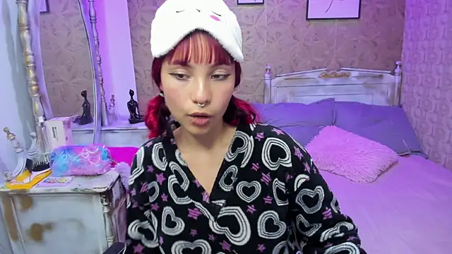 Megane_whitte's cam snapshot