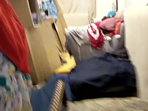 Samantha_Squirt@xh live sex cam