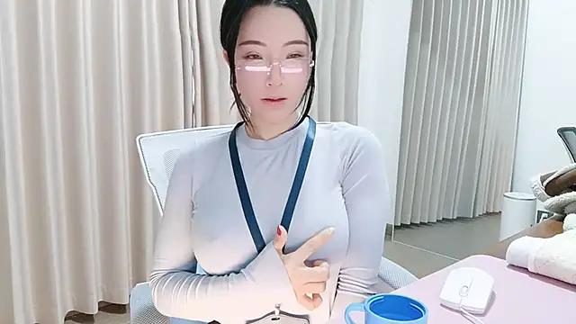 Minako-KK live sex cam