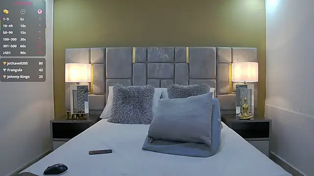 Little_Amarantha live sex cam