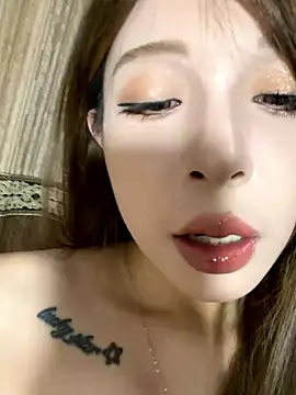 tuanzi125216 live sex cam