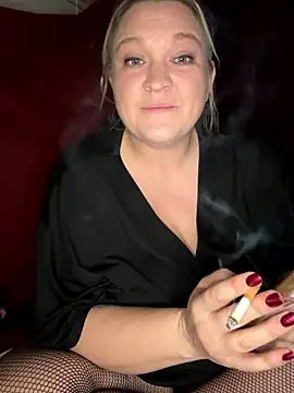 BustyGoddess6969's cam snapshot