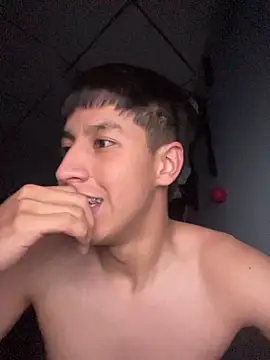 Stiven_017 live sex cam