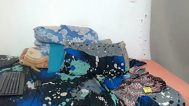 BlendyLady's cam snapshot