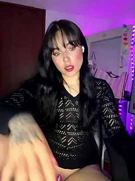 salome_polaniiee's cam snapshot