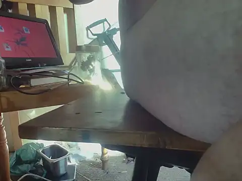 poesnuus999's cam snapshot