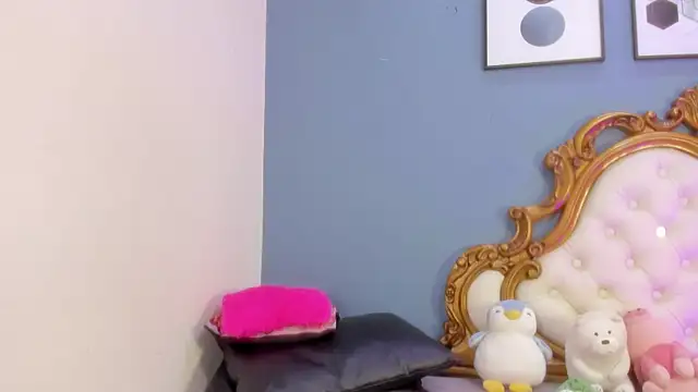 AlanaJones1's cam snapshot