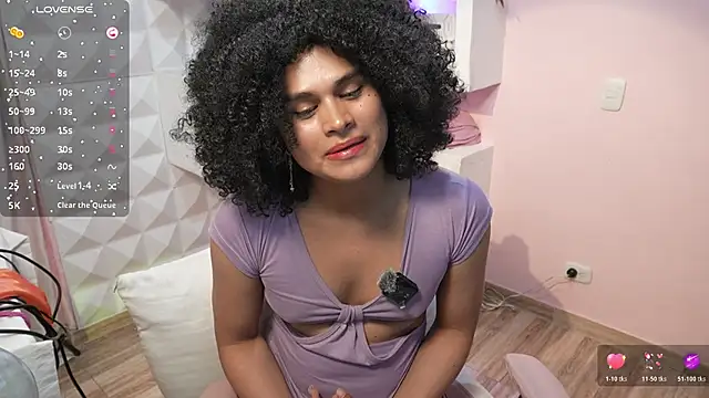 Mara-Bella live sex cam