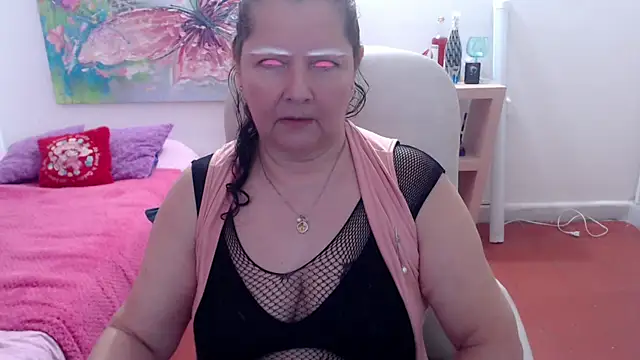 leonela_69's cam snapshot