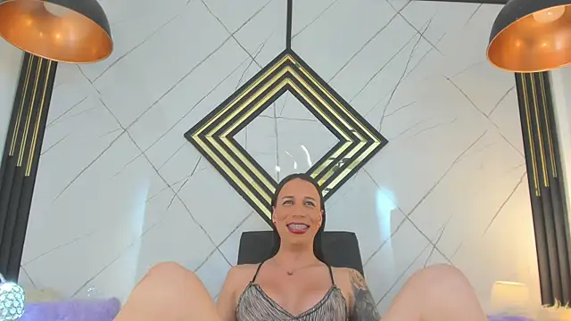 Leisygirl live sex cam