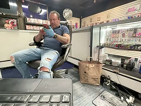 RawRyder8 live sex cam