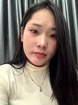 LylyBaby1888 live sex cam