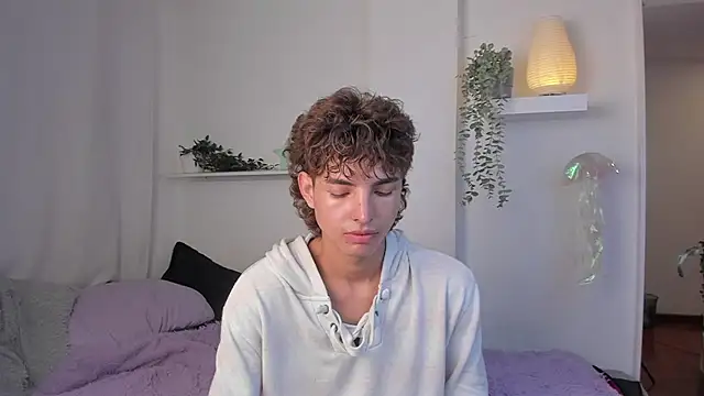 santy-kitty live sex cam