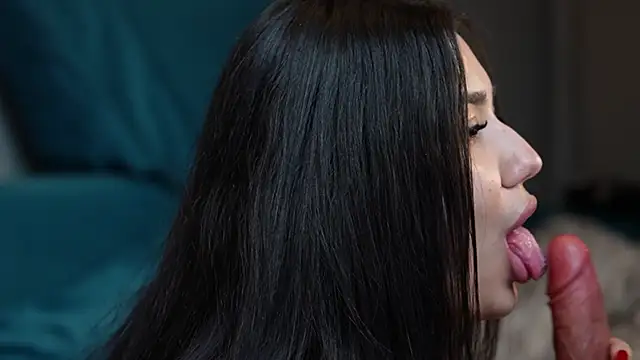 JuliaCoral live sex cam