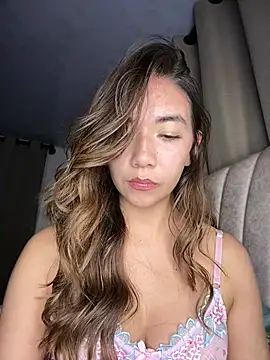 Iris_lee live sex cam