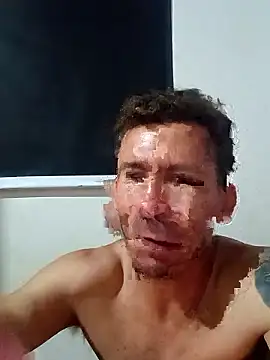 RobertoLuiz84 live sex cam