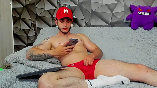 Latino_stud4u live sex cam