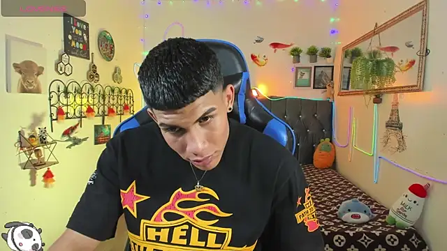 Damian_latinxxx live sex cam