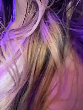 AbyThompson live sex cam