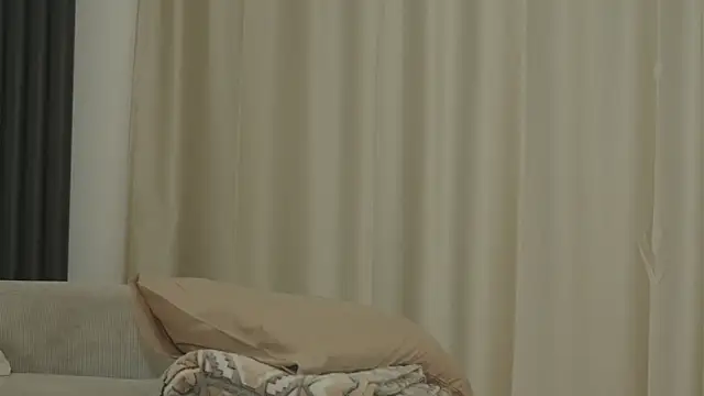 whisper_of_love's cam snapshot