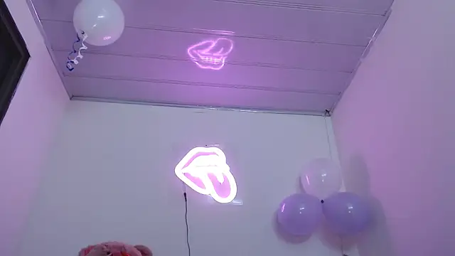 valerii_fox_69 live sex cam