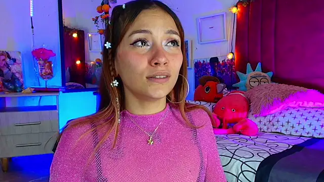 alisson_zafiro_'s cam snapshot