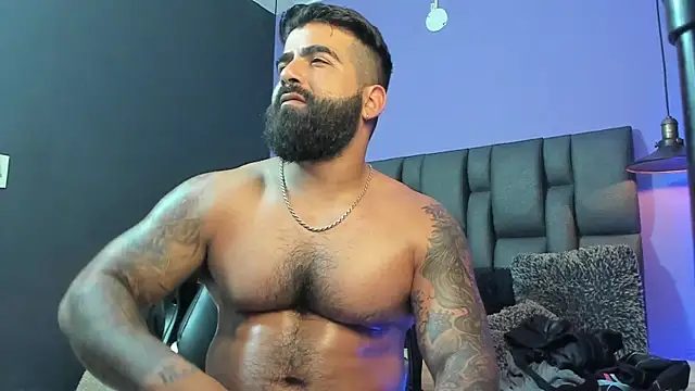 Lyon_vach live sex cam