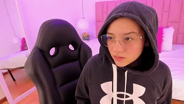 Amy_Ferreira's cam snapshot