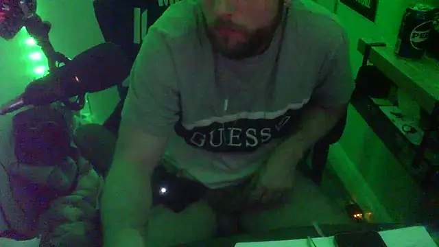 GeneralXMillyX live sex cam