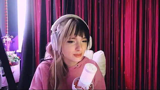 Avi_Nile live sex cam