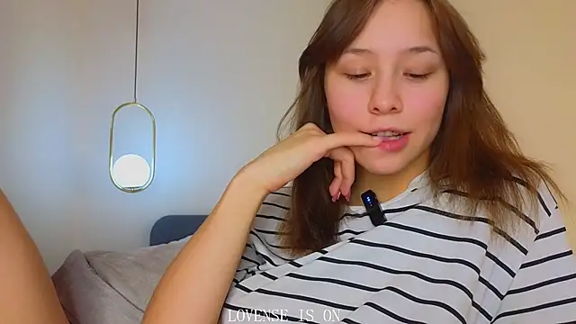BritniBers live sex cam
