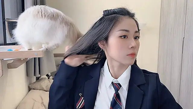 BabyOneDaily's cam snapshot