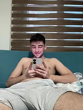 Yasinyasin7 live sex cam