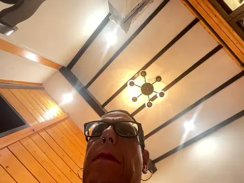 Luzia_Tv live sex cam