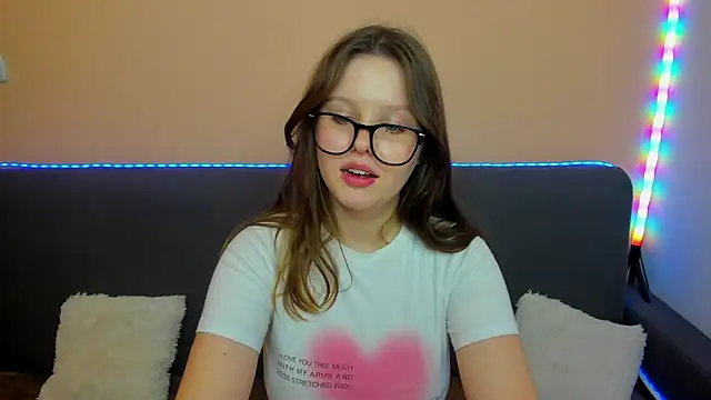 Lana_Delanay's cam snapshot