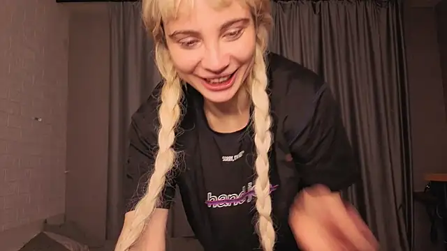 Ashley-Urban live sex cam