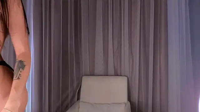 MagdalenWikle live sex cam