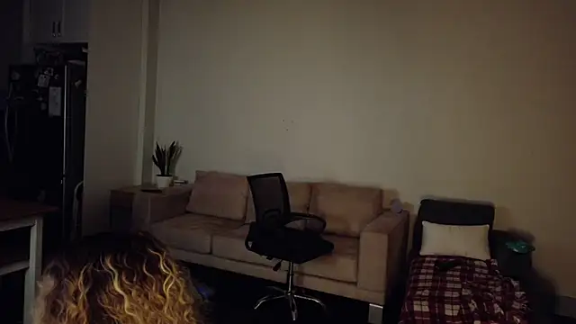 FreckleFaceBeauty live sex cam