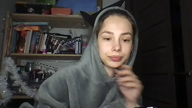 Yuna5343 live sex cam