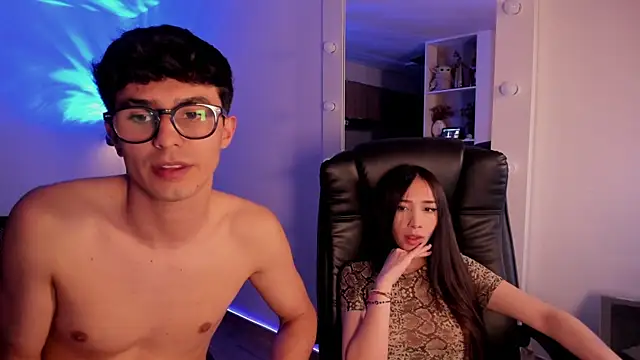 Mikeyvioleta_ live sex cam