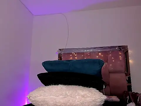 emily_lady20 live sex cam