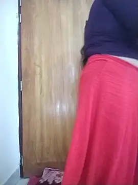 Anamika-38 live sex cam