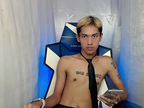 riks_tyler live sex cam