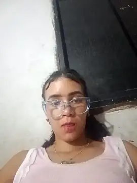 coniji13's cam snapshot