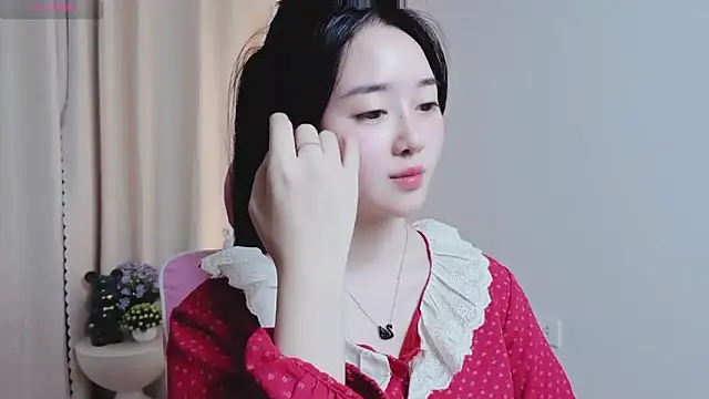 Miu-999 live sex cam