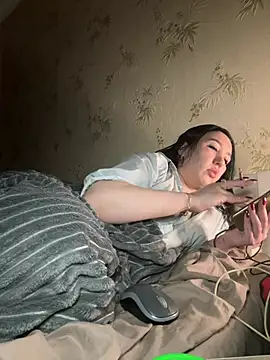 Naughtbaby_2025's cam snapshot