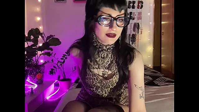 ELENA_UMBRA's cam snapshot