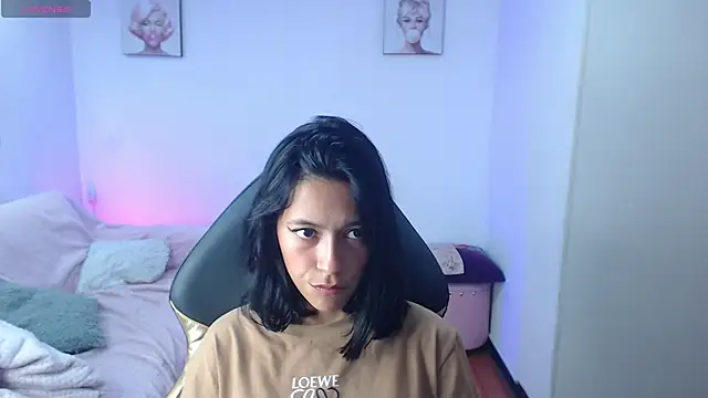 Kittie_nala_'s cam snapshot