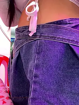 Hot_beauty__ live sex cam