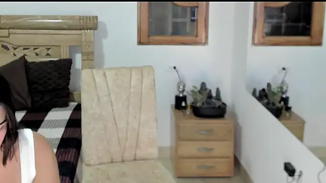 oriana_rodriguez live sex cam